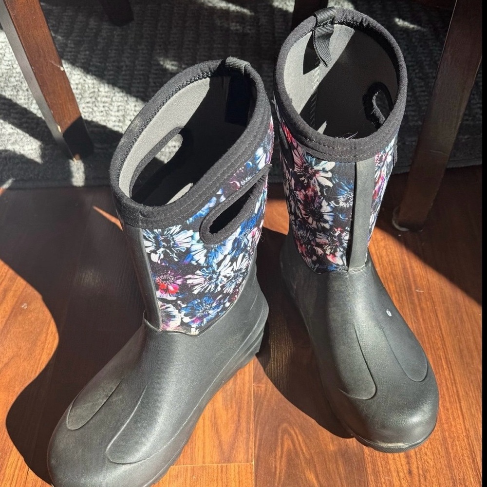 Bogs winter boots Y6